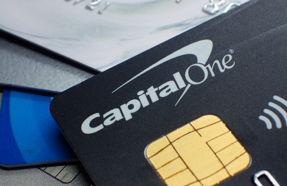 Capital One溢价收购Discover 重塑信用卡行业格局