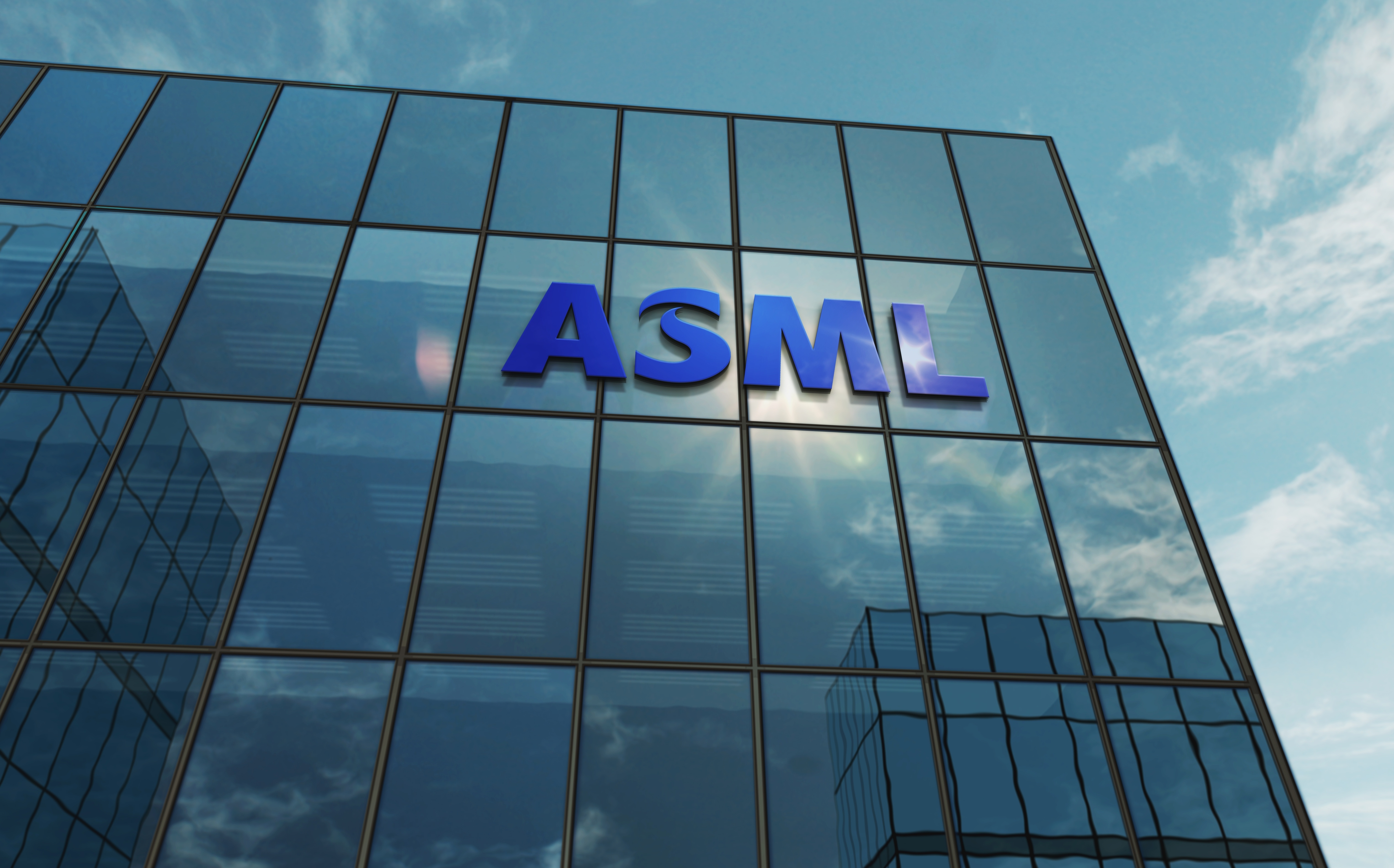 ASML Q2 Earnings Exceed Expectations with Strong DUV Shipments