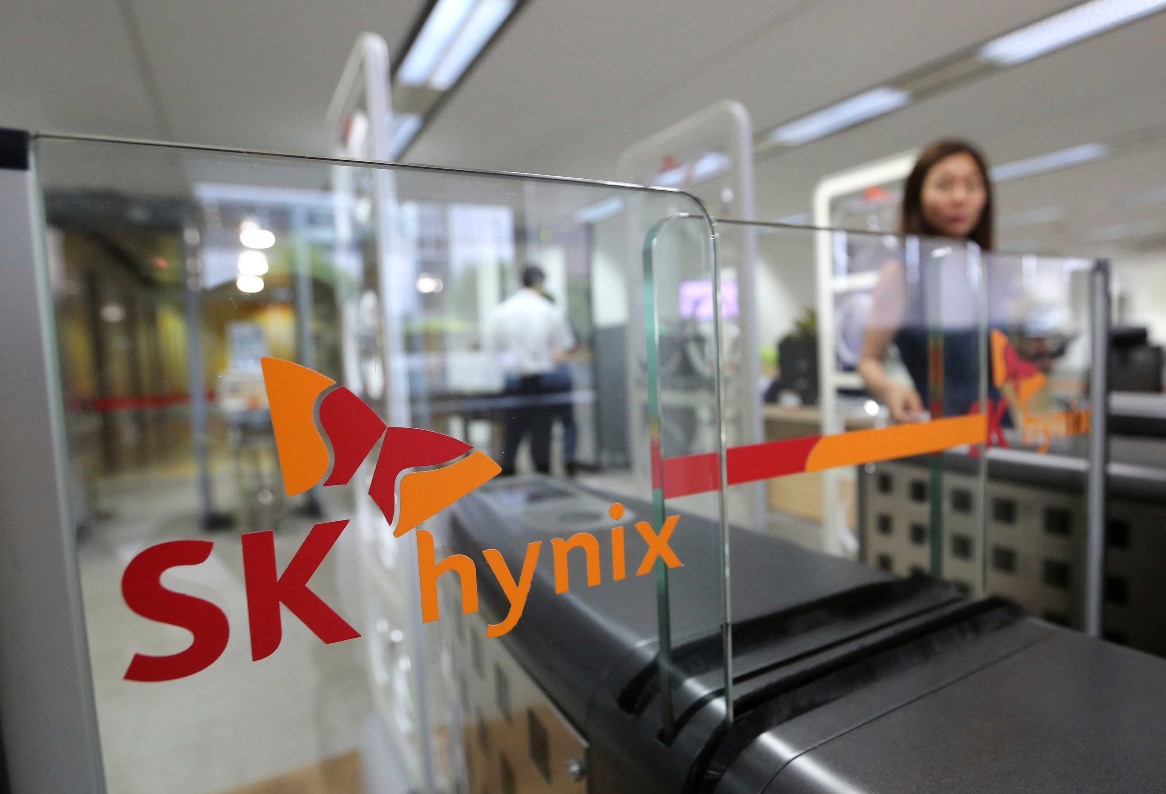 SK Hynix slams $75 billion bet on AI!