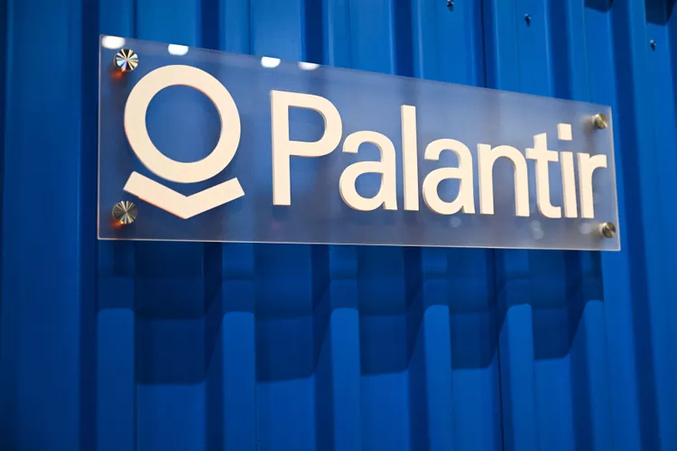 Palantir And Dell To Be Added To S&P 500 This Month