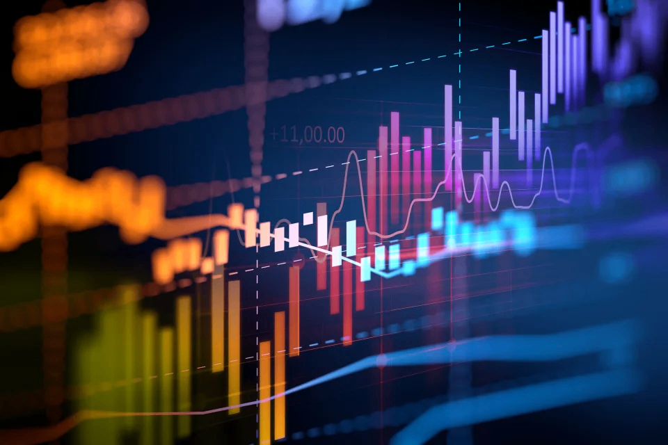 Earnings Summary: Southwest Airlines Beats Expectations, American Airlines Raises Annual Outlook