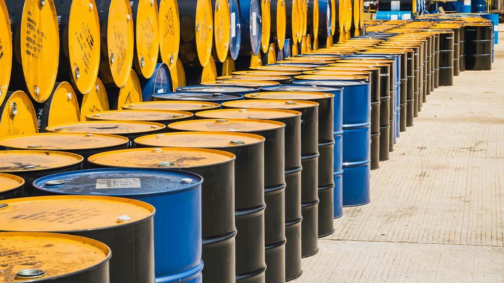 2025 crude oil surplus crisis: investment banks collectively lowered expectations, and the game between shale oil and OPEC+ escalated again