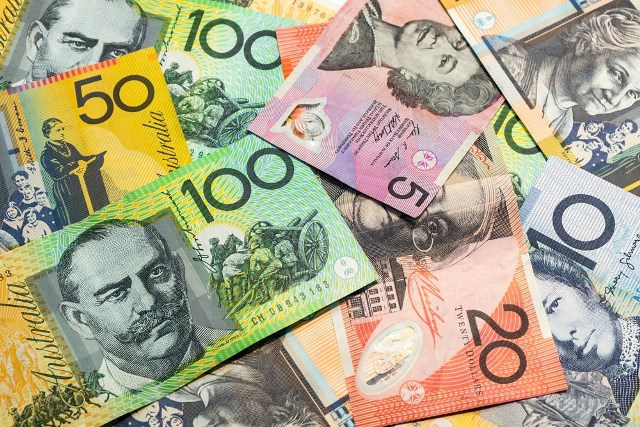 AU exports hit record high EUR / AUD off 15-week high