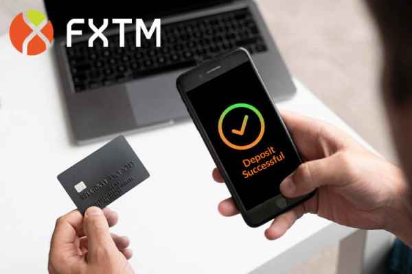 如何在 FXTM 存取款？