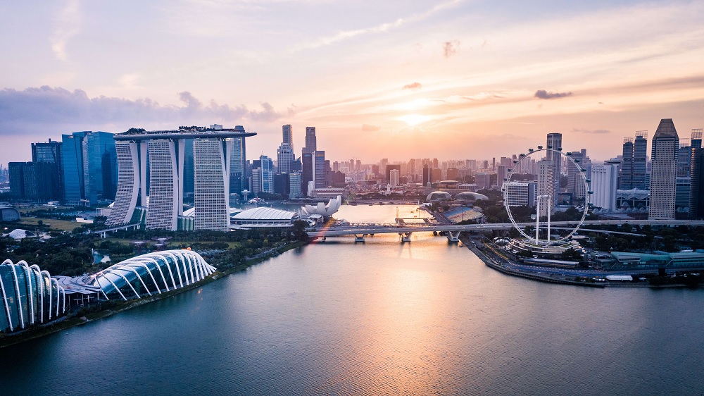 新加坡金管局对前宏利代表禁言 12 年
