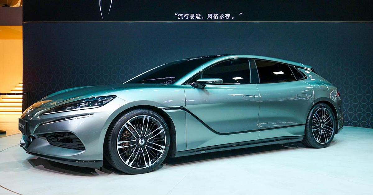 比亚迪 Denza 在北京车展上推出 Z9 GT
