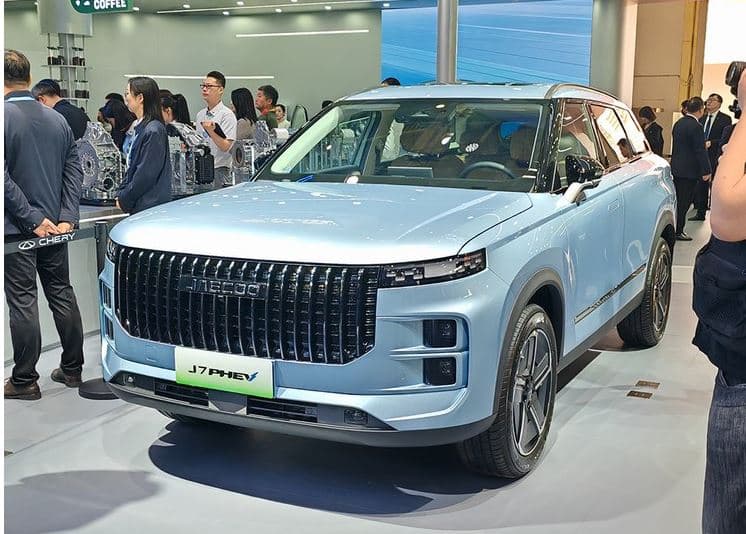 奇瑞捷酷J7面向国际市场亮相北京车展
