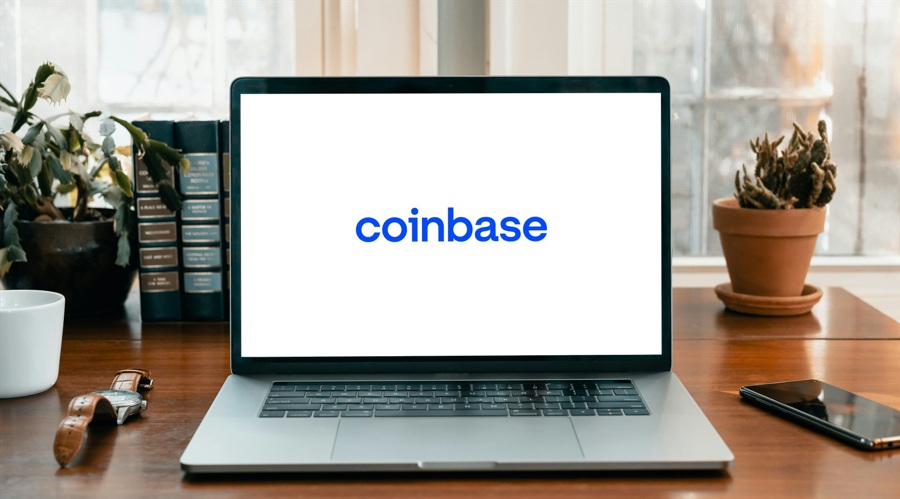 MiCA Prompts Coinbase to Remove Selected Stablecoins in Europe