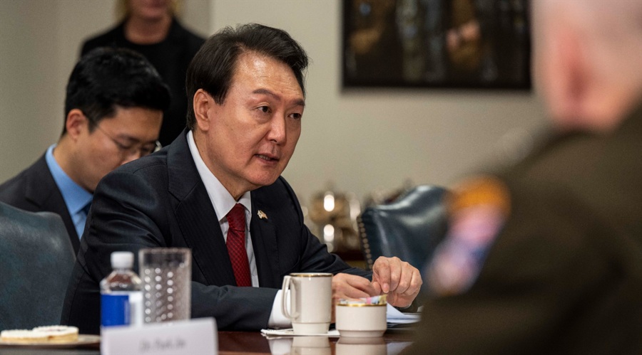 South Korea Issues Arrest Warrant against President Yoon: Will It Impact the Won and BTC?