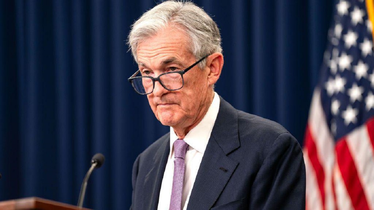 Trump Slams Fed Chair Powell Again, Yet Powell Gets Congress Supports And International Backing