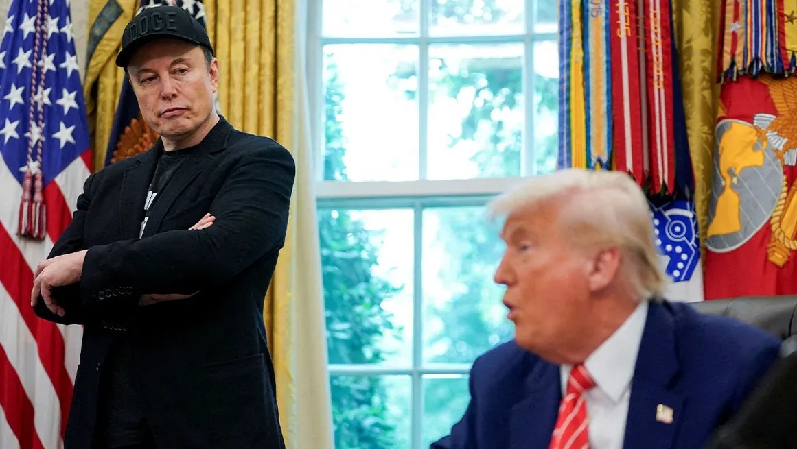 马斯克的政治干预和中国竞争加剧对业绩产生影响，特斯拉盈利三倍-即使是伟大的梦想也无法提振股价