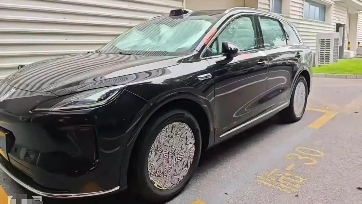 Huawei の最も手頃な価格の車 Shangjie H5 SUV が 9 月の発売に先立って発見
