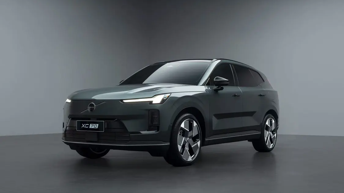 China-made Volvo XC70 rolled off production line: a luxury plug-in hybrids with 3-motor + 3-speed DHT