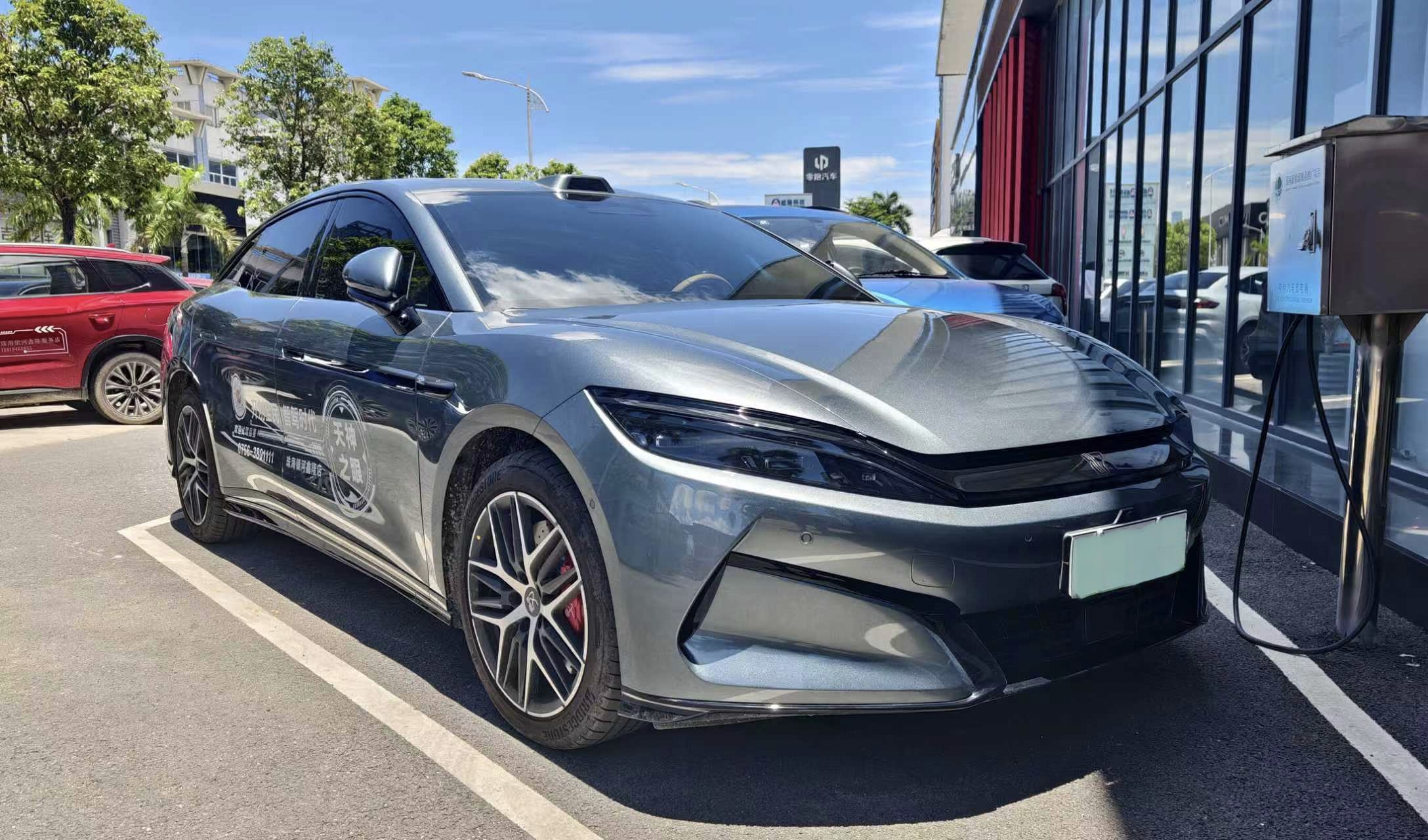 Sunday China Drive | BYD Han L EV 1,086 hp dual-motor EV tested