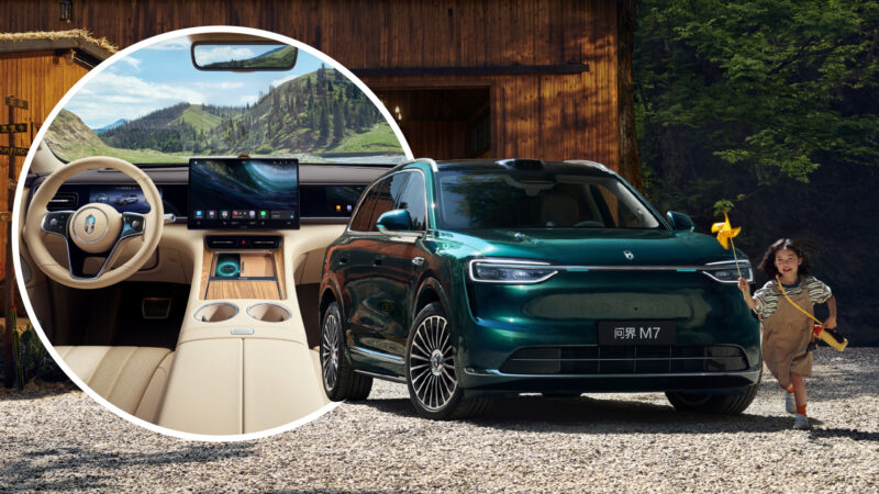 Huawei’s Aito M7 revealed interior in China with three screens
