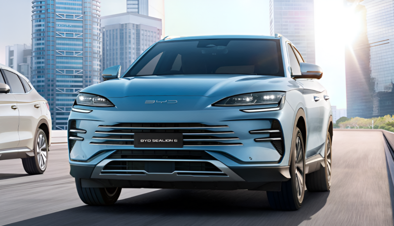 比亚迪瞄准日本，将于2026年1月推出首款面向市场的PHEV Seamel 6瞄准日本