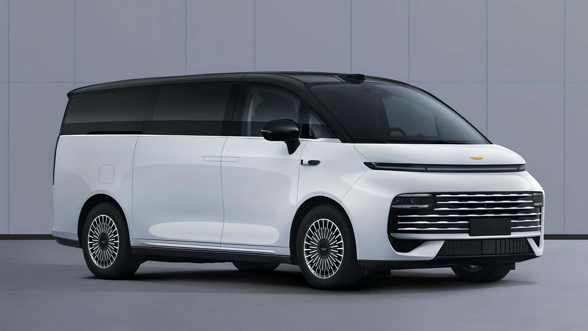 Geely Galaxy V900 minivan exposed in China as EREV counterpart of UK-bound LEVC L380
