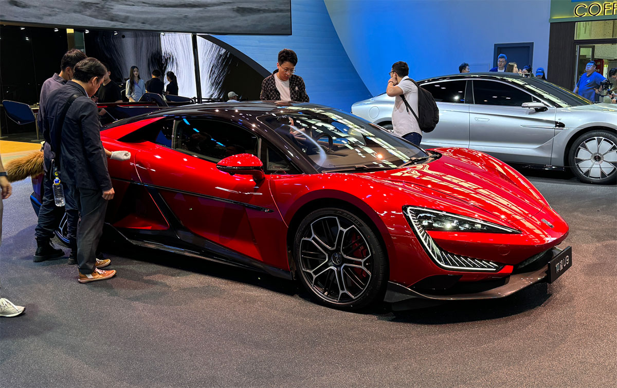 BYD Yangwang hikes U9 electric supercar price by 7% to $252,630