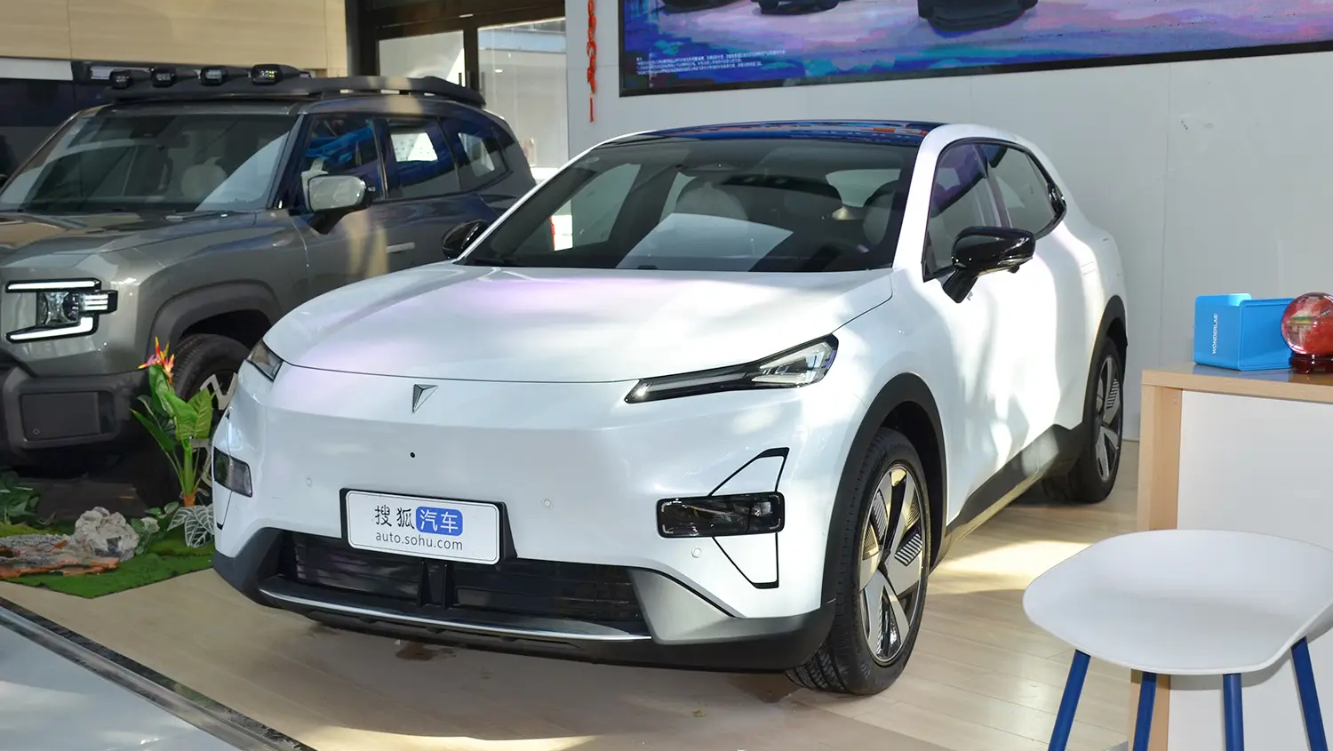 Changan の Deepal S05 は、 16，400 USD でより手頃な価格の 520 Lite BEV でラインナップを拡大
