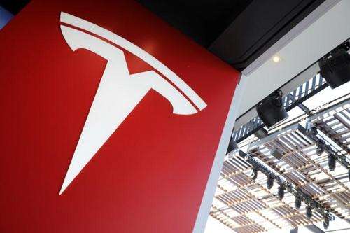 Tesla emergency recall! Market value evaporates overnight over 200 billion yuan