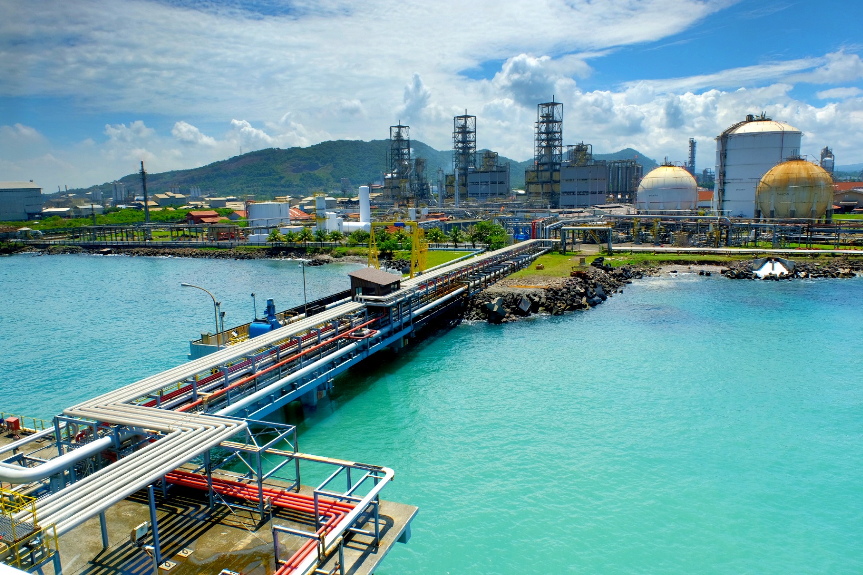 Barito Renewables上市首日大涨25% ，将打开印尼可再生能源市场蓝海？