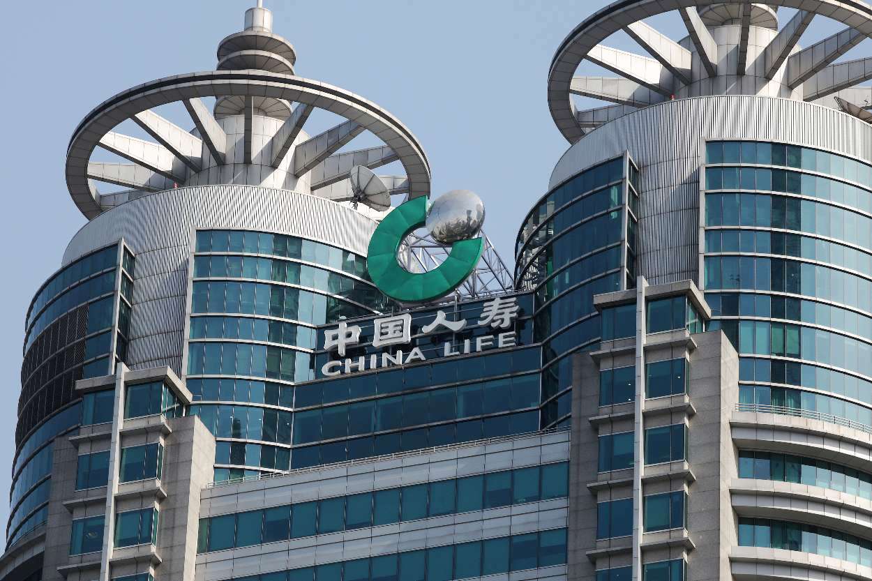 China Life's quarterly report: net profit down 99% YoY, investment income continues to come under pressure