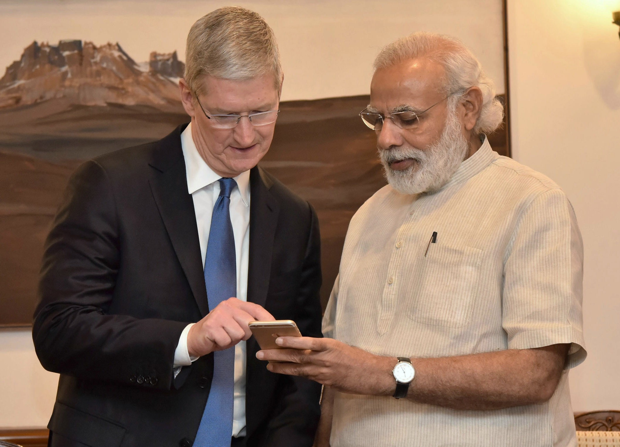 苹果加码印度制造！拟扩大在印iPhone电池生产