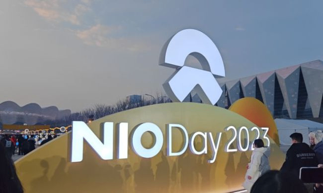 蔚来ET9亮相NIO Day 2023：技术旗舰何以支撑行政旗舰？