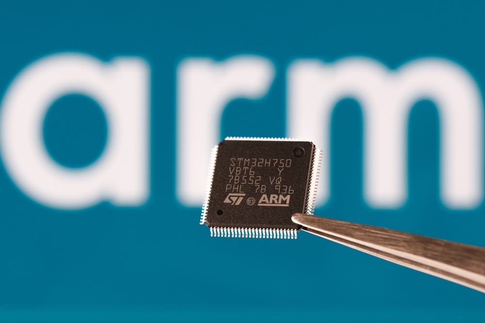 Arm beats earnings expectations, beats FY2025 forecasts to dent stock price
