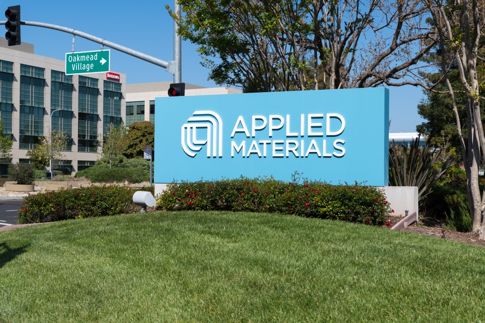 Applied Materials' Outperformed Results Leads Stock Price Slumped?