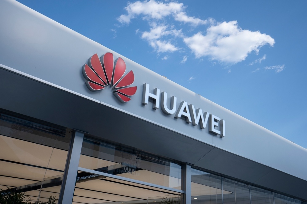 Huawei Plans New Product Launch on Same Day as Apple, Competition Set to Intensify