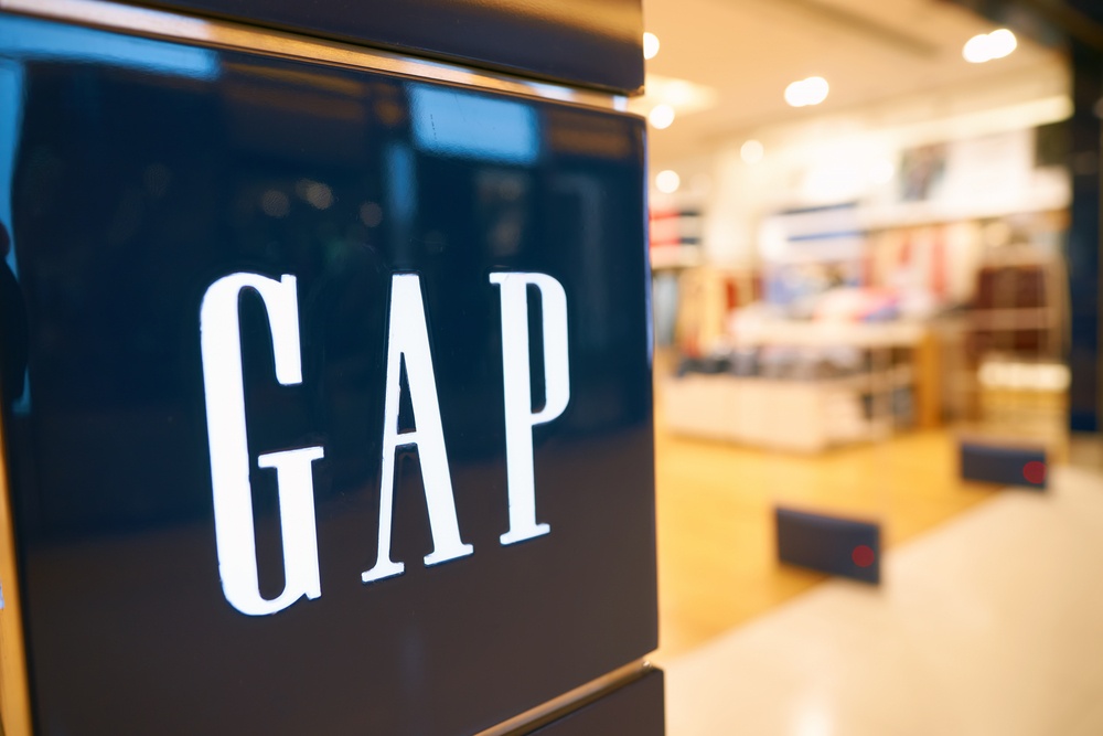 GAP's peak season ushered in a big turning point, and its explosive performance boosted year-round growth, rising nearly 16% after hours! 