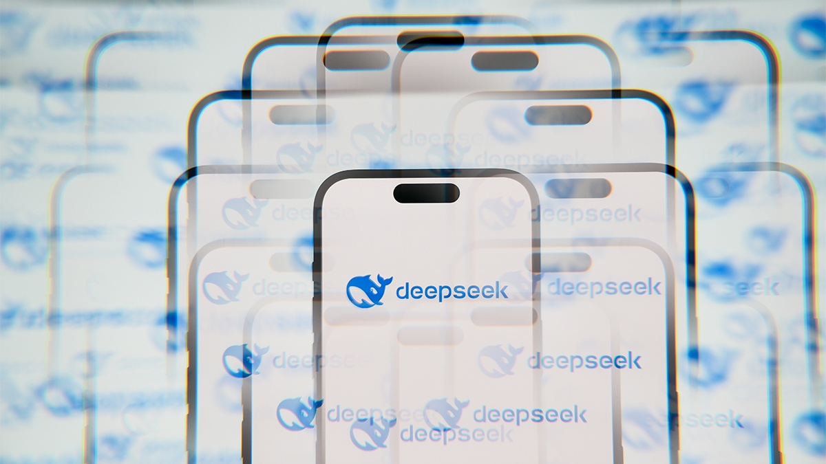 DeepSeek崛起带动港股巨头价值重估 数据中心迎来快速发展期