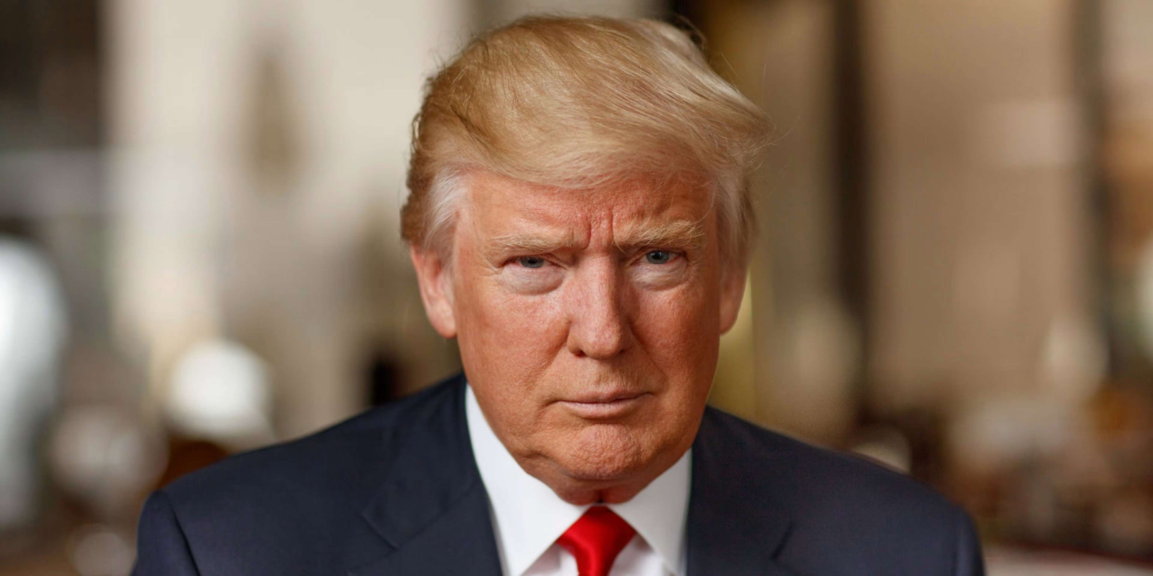 Trump turned his face and reversed, gold hit a new high, the three major futures indexes rebounded, and the TACO transaction was staged again?